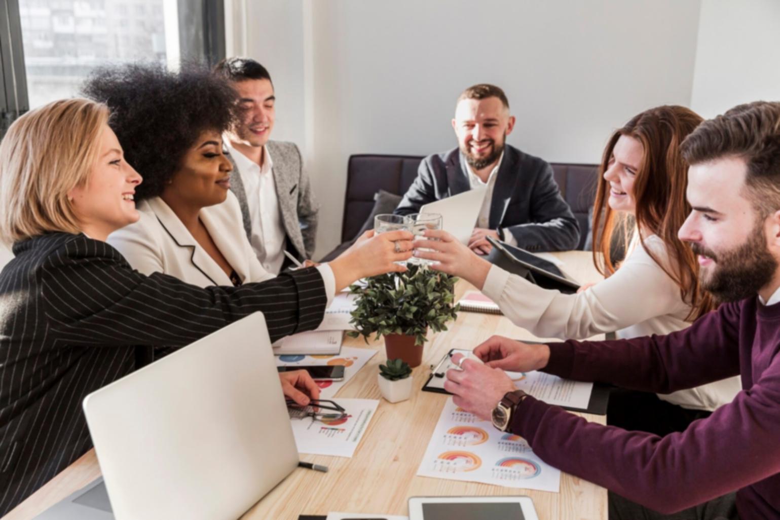 Interaktive Finanzworkshops mit Fallstudien aus der Praxis